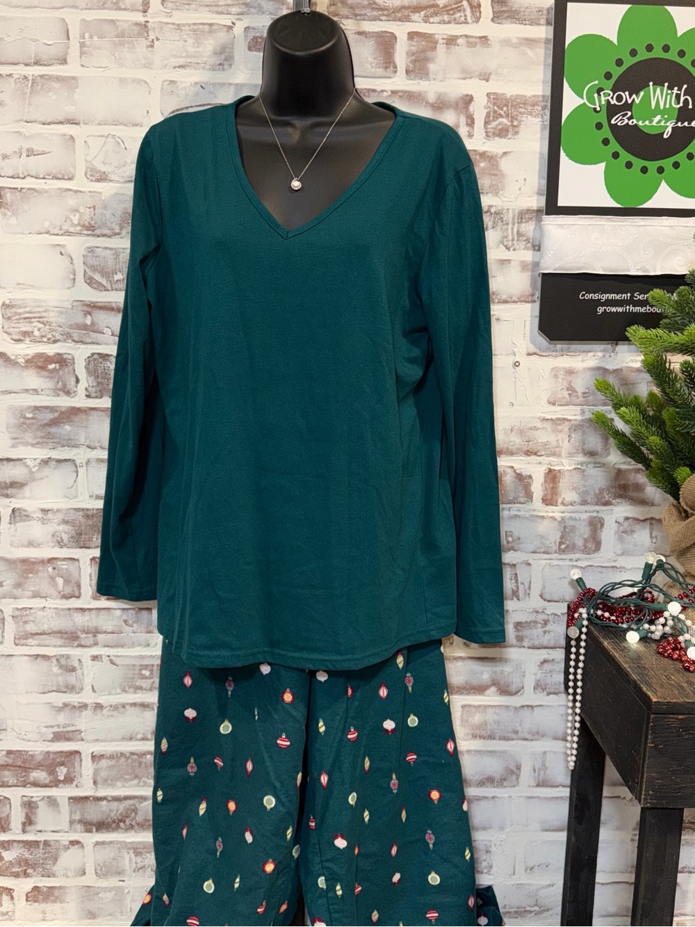 Women’s Christmas V-Neck Long Sleeve Pajama Top and Printed Pants Set
